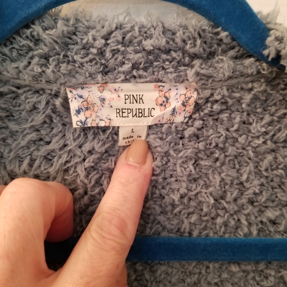 Pink Republic teddy open front sweater! Sz L - Picture 4 of 5